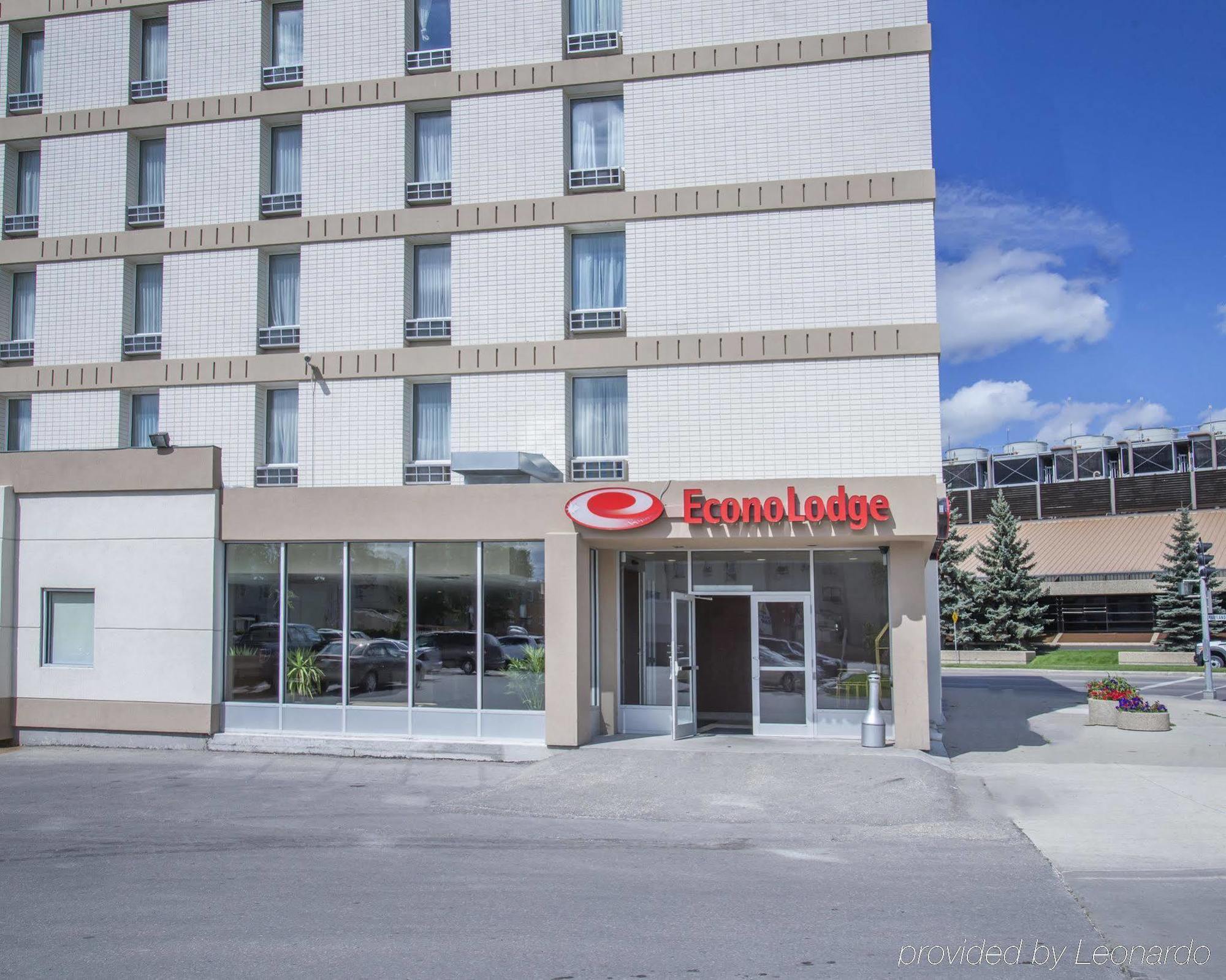 New Lodge Winnipeg Eksteriør bilde