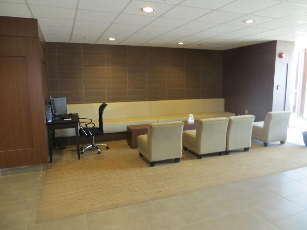 New Lodge Winnipeg Eksteriør bilde