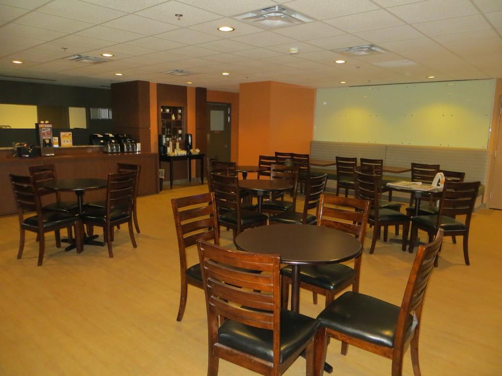 New Lodge Winnipeg Eksteriør bilde