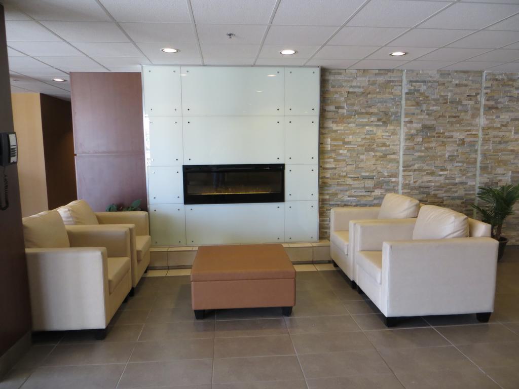 New Lodge Winnipeg Eksteriør bilde